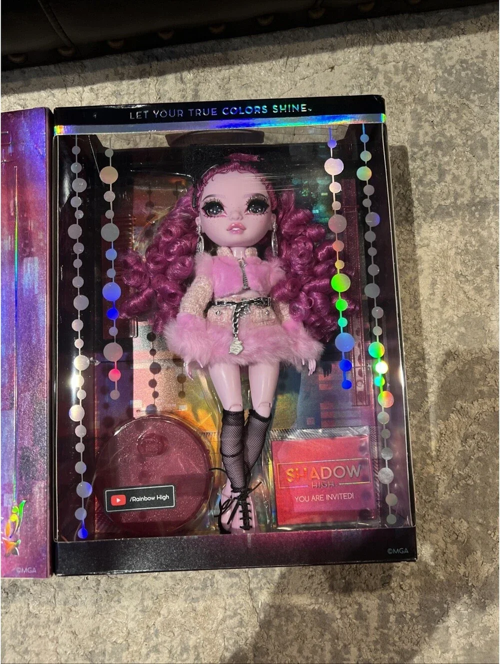 Shadow High Costume Ball Rainbow Vision Lola Wilde Special Edition 2022 NiB